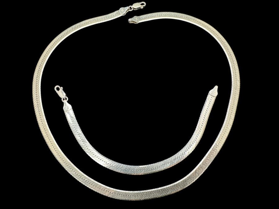 Sterling Silver 18' Herringbone Necklace With Matching 7' Bracelet 24.2g