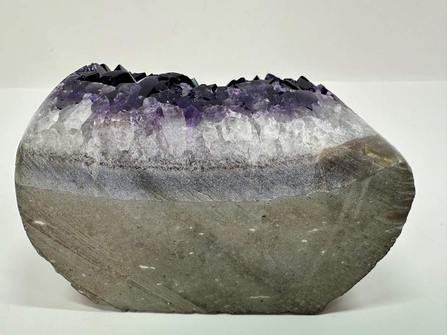 Amethyst Geode 4.5W X 2.5D X 4.5H [Photo 10]
