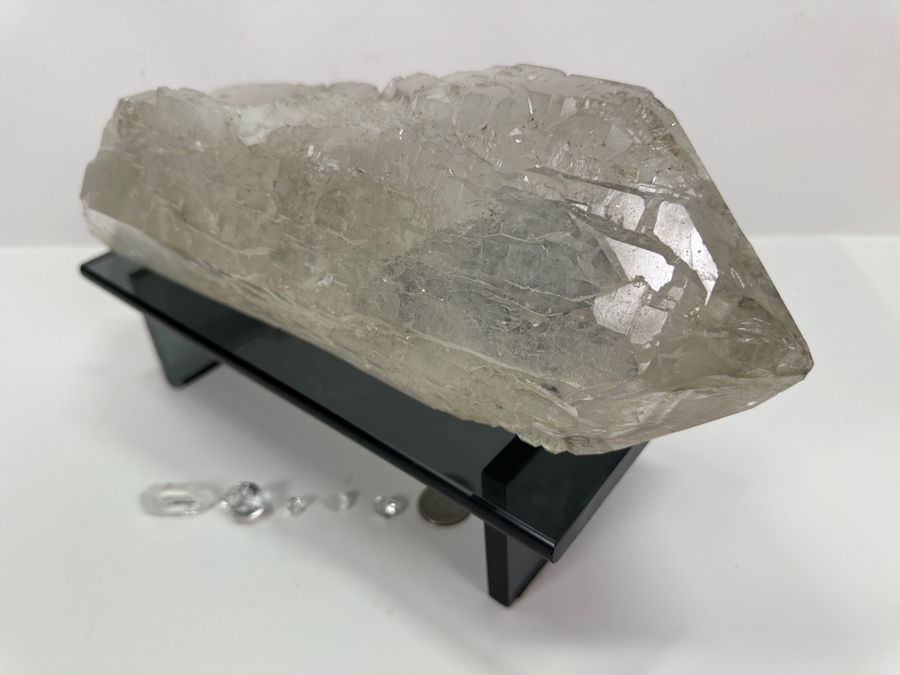 Large Crystal With Glass Display Stand 13L X 4H 11.2lbs & Several Smaller Crystals [Photo 9]
