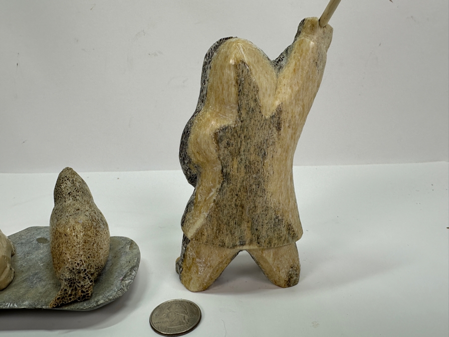 Pair Of Vintage Inuit Eskimo Carved Whalebone Figurines [Photo 7]