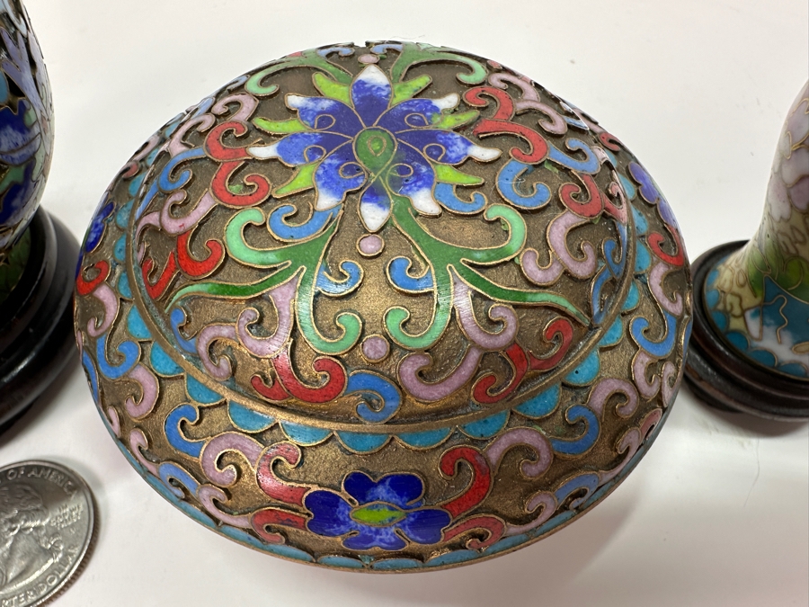Two Small Chinese Cloisonne Jars And One Chinese Cloisonne Round Lidded Box [Photo 3]