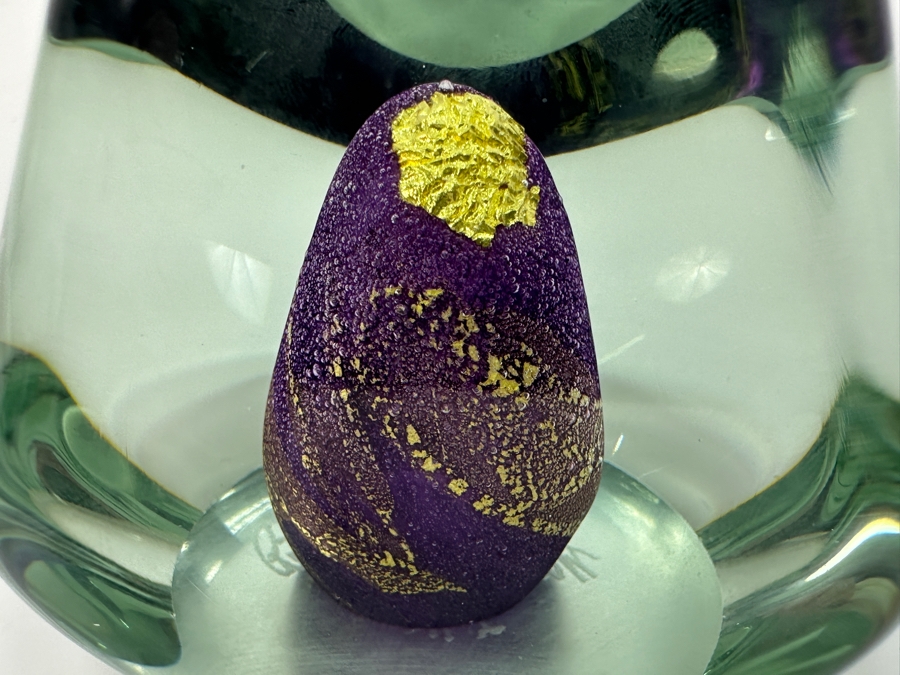 Signed Michael J Reid 24K Gold Art Glass Paperweight 1995 3.5H [Photo 5]