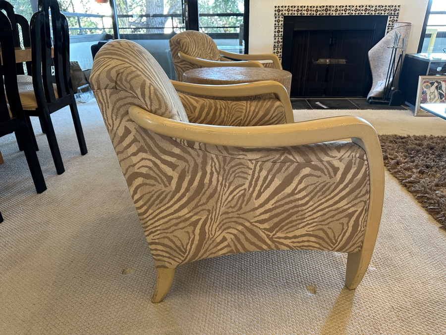 Pair Of Mid-Century Italian Modern Style Sculptural Lounge Armchairs With Round Side Table [Photo 5]