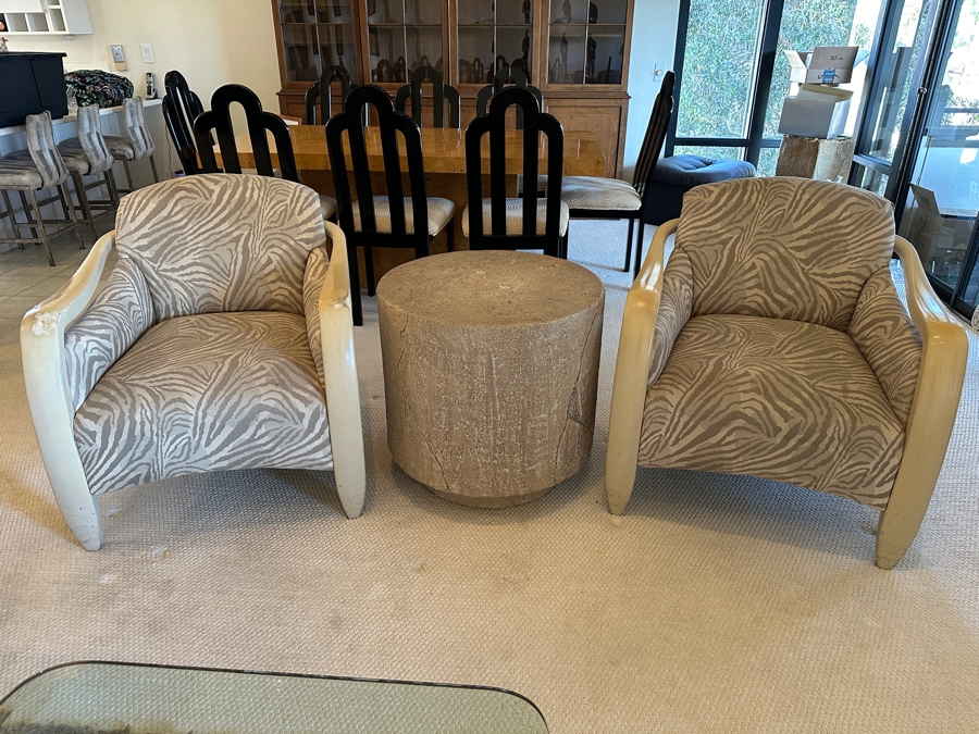 Pair Of Mid-Century Italian Modern Style Sculptural Lounge Armchairs With Round Side Table [Photo 3]