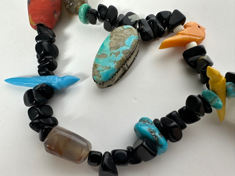 Sterling Silver Carved Stone Fetish 28' Necklace  [Photo 3]