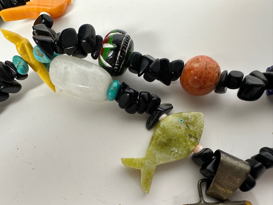 Sterling Silver Carved Stone Fetish 28' Necklace  [Photo 4]