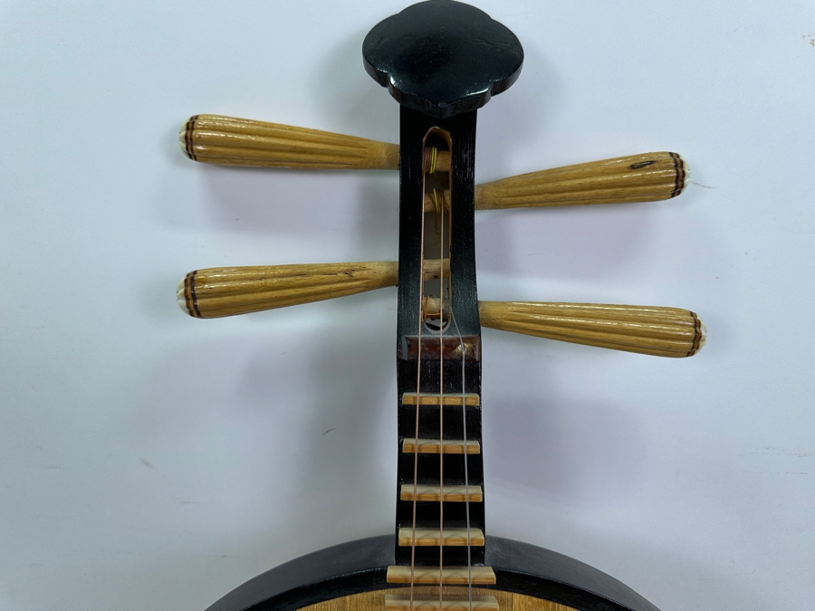 Chinese Yueqin Moon Guitar By Dunhuang 25L [Photo 3]