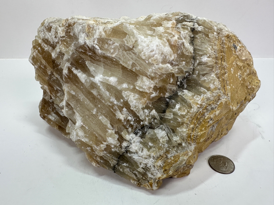 Large Stone Possibly Citrine 11.8lbs [Photo 9]
