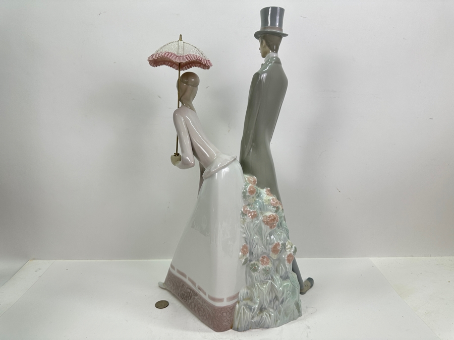 Large Retired Lladro Figurine #4563 Edwardian Couple With Parasol & Small Dog 20H [Photo 7]