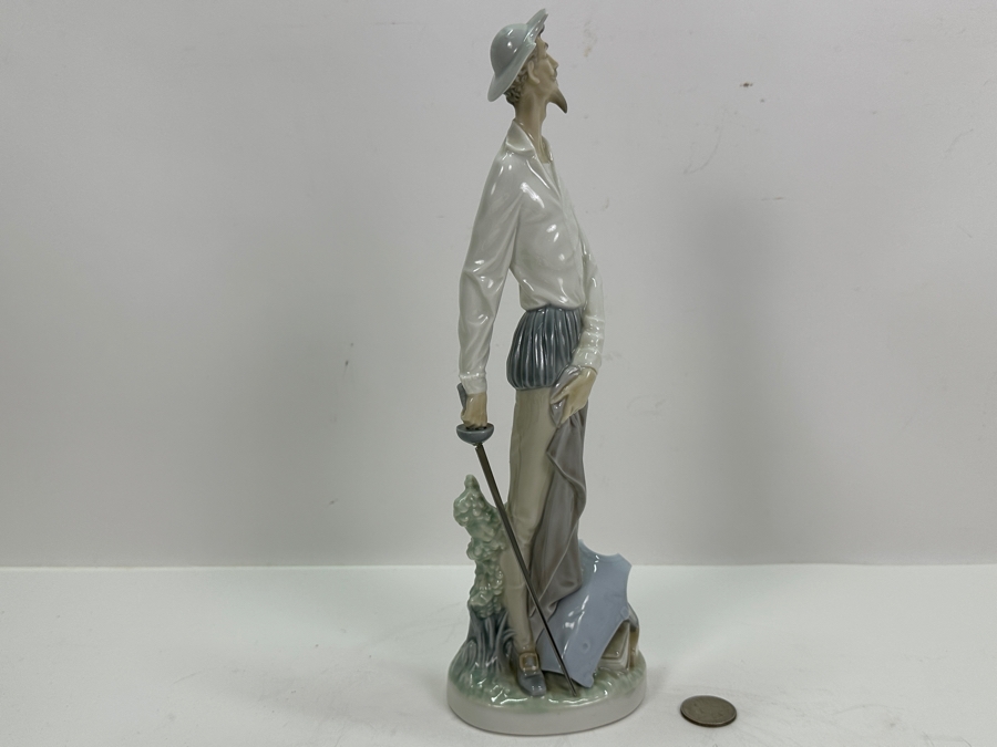 Lladro Don Quixote Standing Up Figurine 12H [Photo 3]