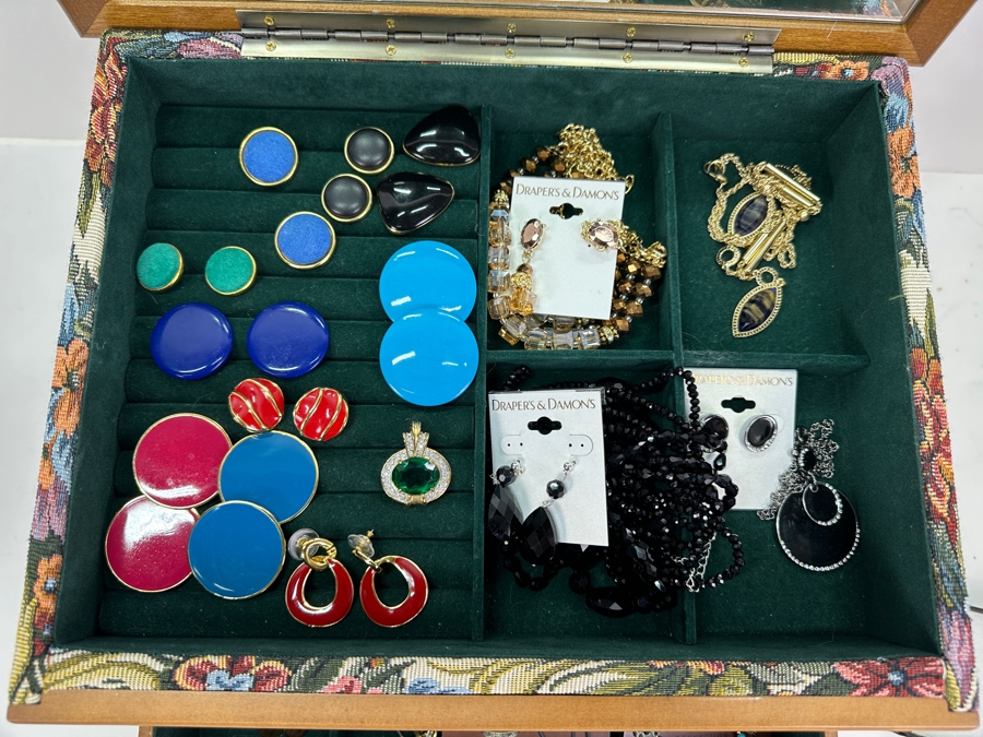 Jewelry Box With Mainly Costume Jewelry 15W X 12D X 11H - See Photos [Photo 3]