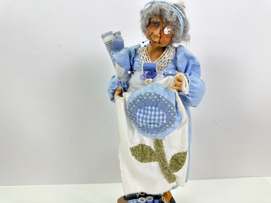 'Quilting For The Joy' Home Bred Folk Figurine 2010 By Linda Gill 16H [Photo 5]