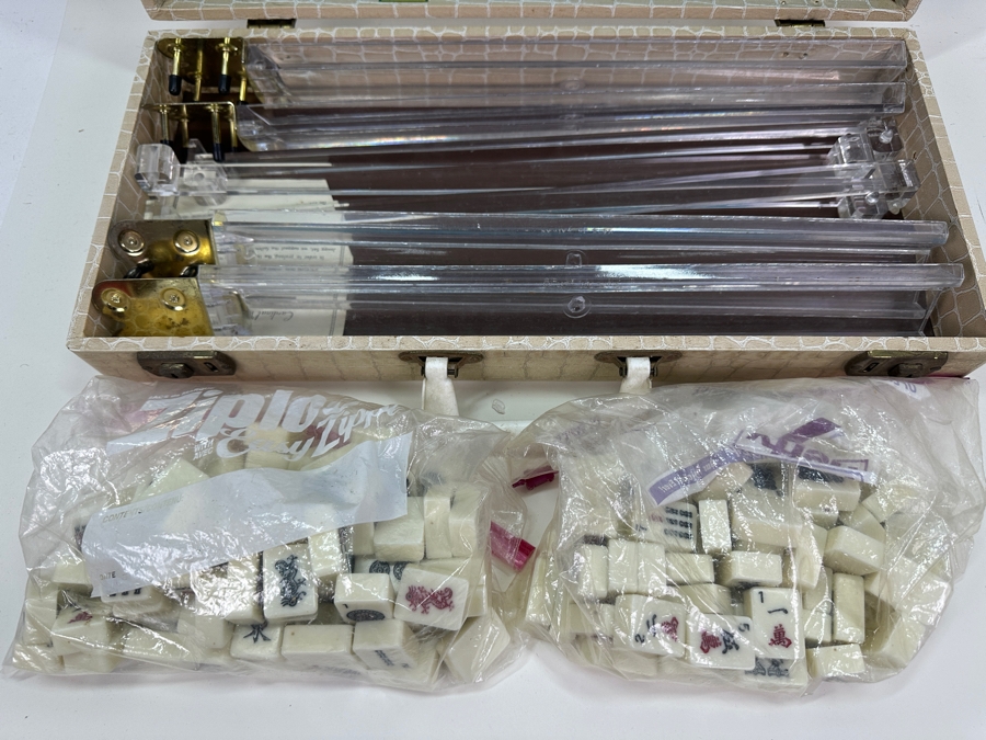 Mah-Jongg Tiles Game Set With Case [Photo 2]