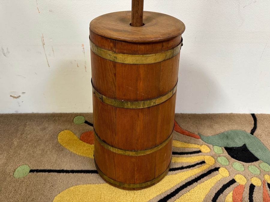 Vintage Wooden Butter Churn 51.5H [Photo 2]