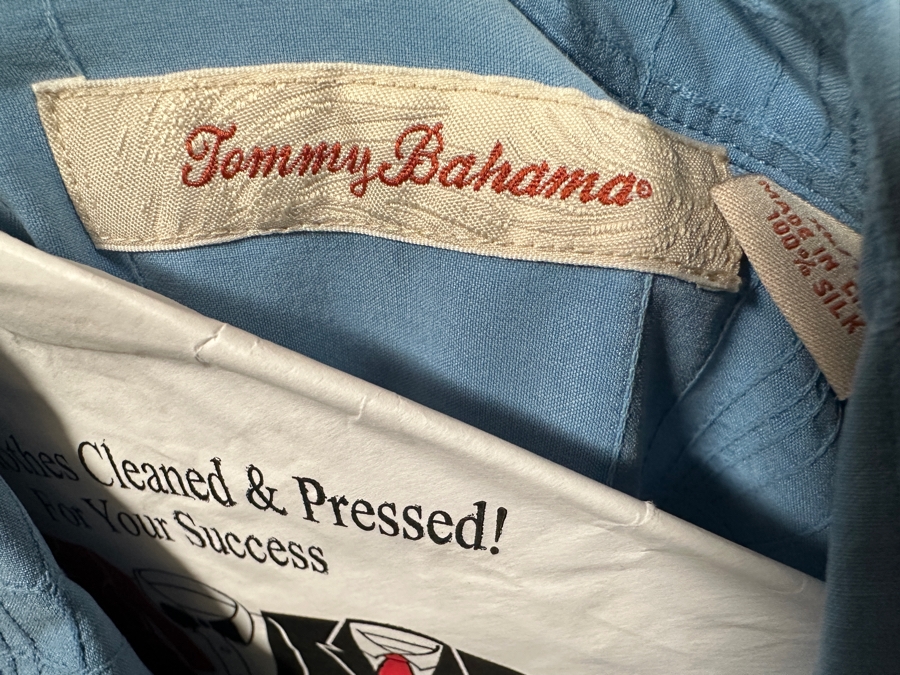 (10) Cooke Street Honolulu Hawaiian Shirts Size XL & (2) Tommy Bahama Hawaiian Silk Shirts Size XL [Photo 3]