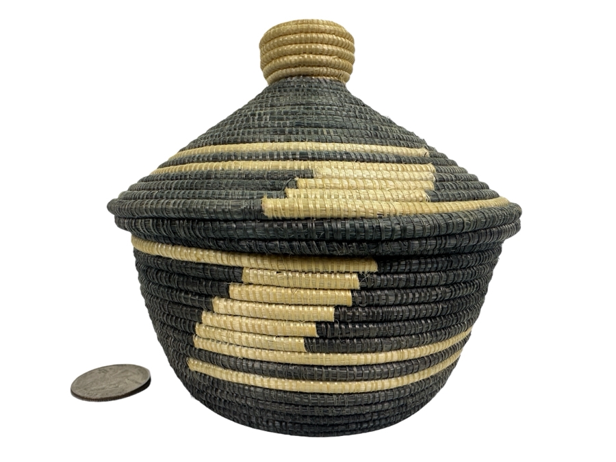 Vintage African Woven Basket With Lid 4.25H