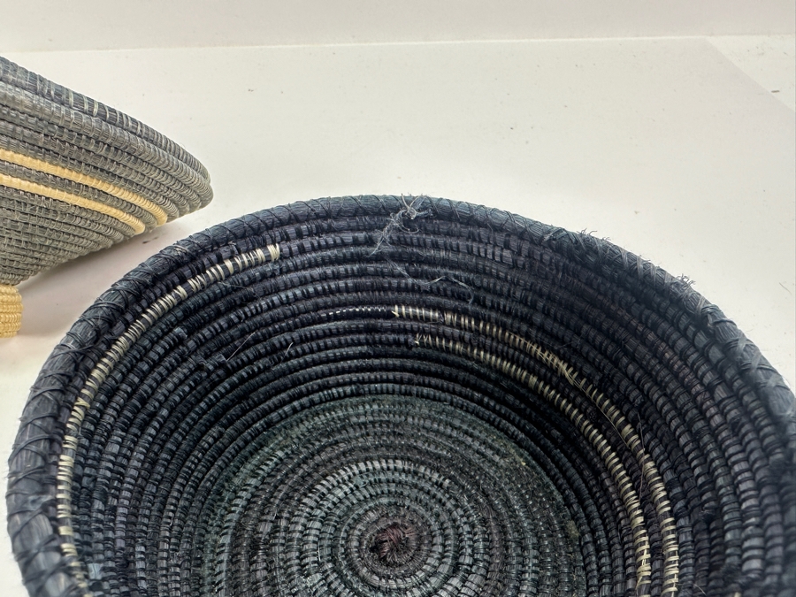 Vintage African Woven Basket With Lid 4.25H [Photo 9]