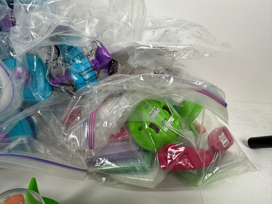 Just Added - The Jetsons Carl's Jr. / Hardee's Happy / Kid's Meal Toys Project Box With Prototype Toy Samples Cool Kids Designed By The CDM Company 1999 - See Photos [Photo 6]