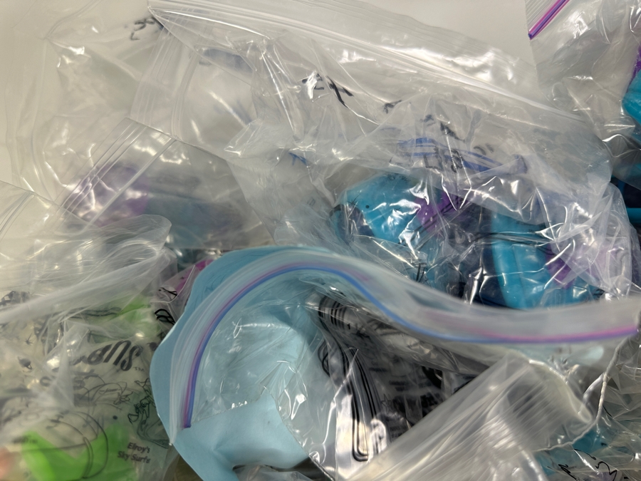 Just Added - The Jetsons Carl's Jr. / Hardee's Happy / Kid's Meal Toys Project Box With Prototype Toy Samples Cool Kids Designed By The CDM Company 1999 - See Photos [Photo 9]