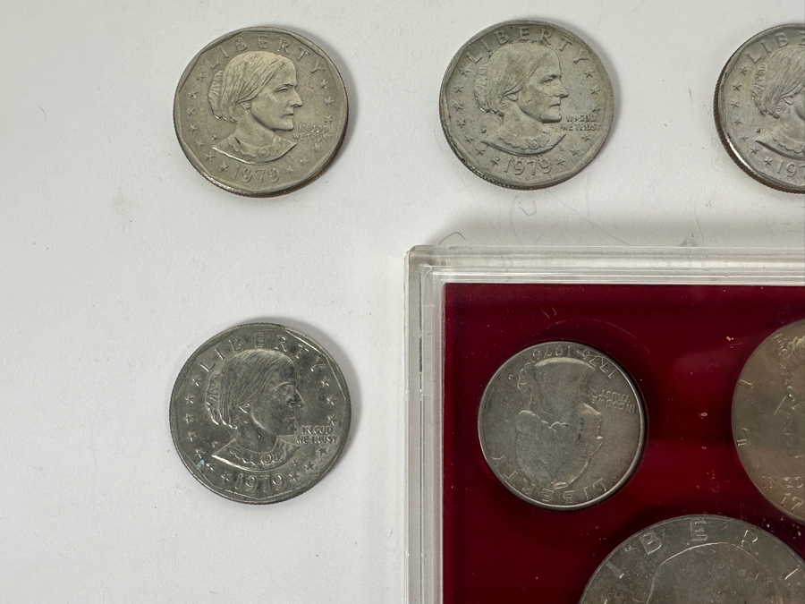 Bicentennial Coins & (12) Susan B. Anthony Dollars [Photo 4]