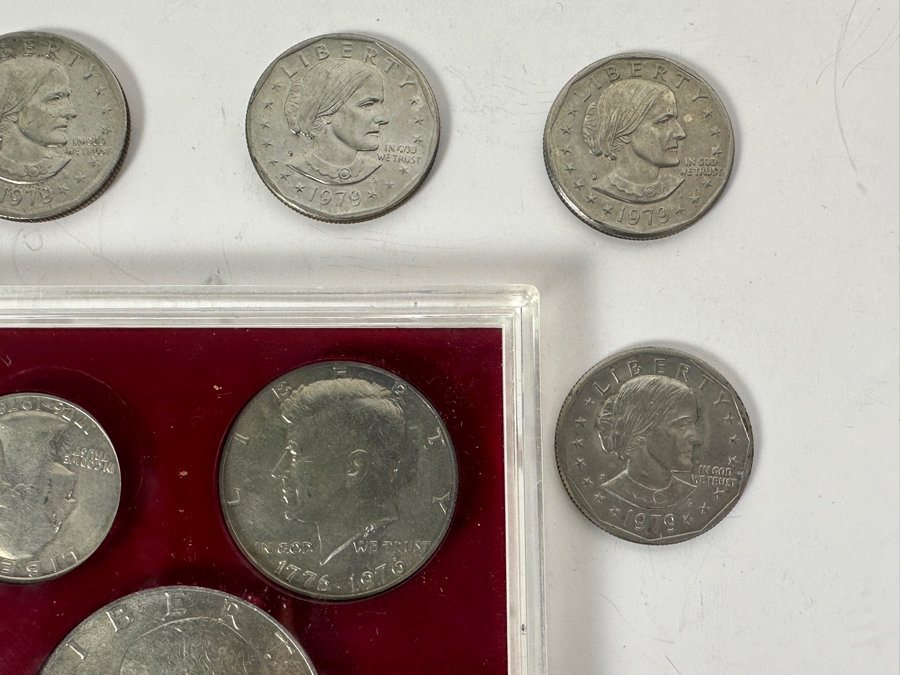 Bicentennial Coins & (12) Susan B. Anthony Dollars [Photo 5]