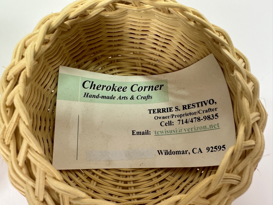 Pair Of Small Native American Baskets [Photo 5]