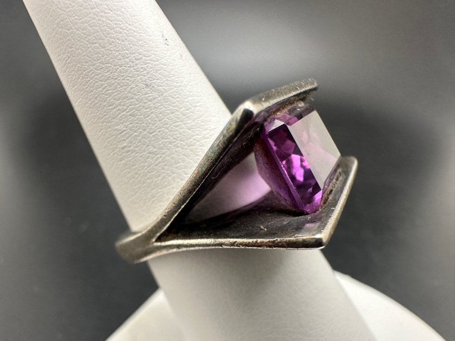 Sterling Silver Modernist Ring Set With Color Change Synthetic Sapphire Size 7.5 10.5g [Photo 5]