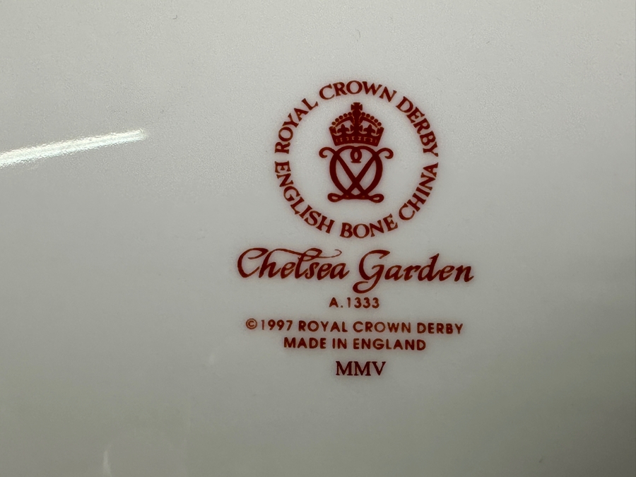 Royal Crown Derby Chelsea Garden China Plate 10.5'W [Photo 5]