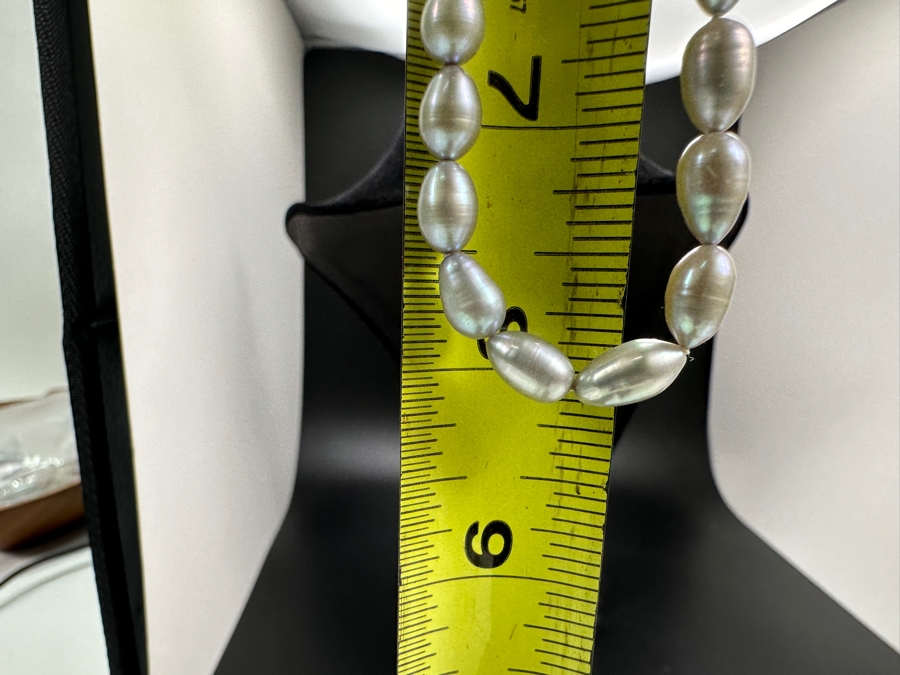 Baroque Pearl 16' Necklace [Photo 4]