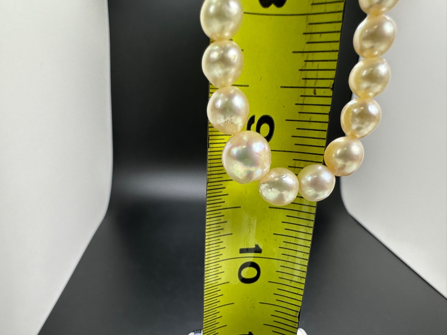 19' Pearl Necklace With 14K Gold Clasp [Photo 7]