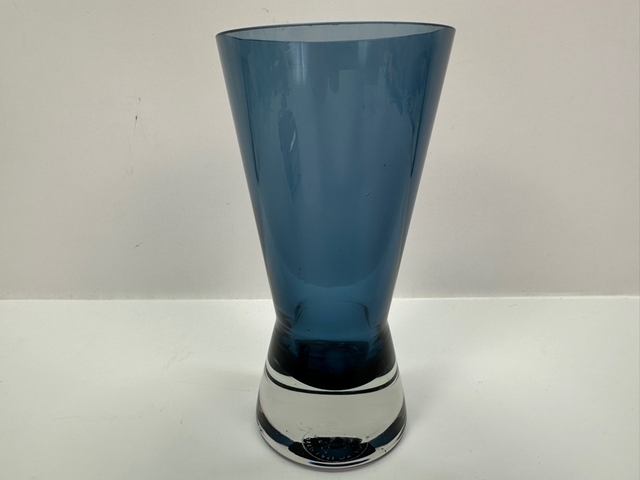 Modernist Vase by Tamara Aladin for Riihimäki Lasi Oy, Finland. Signed with Lasi Mark Bottom. 6.25'H [Photo 2]