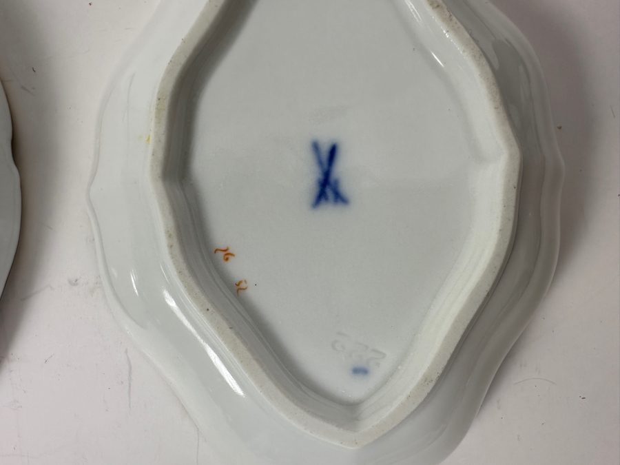 Meissen (Germany) Hand Painted Porcelain Plates with Gold Rim 6'W, 5'W x 3.75'D [Photo 5]