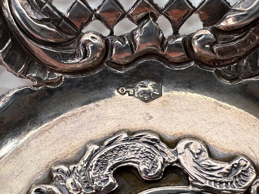 Antique Dutch Hallmarked 83.3% Silver Dish / Tray 78.8g [Photo 4]