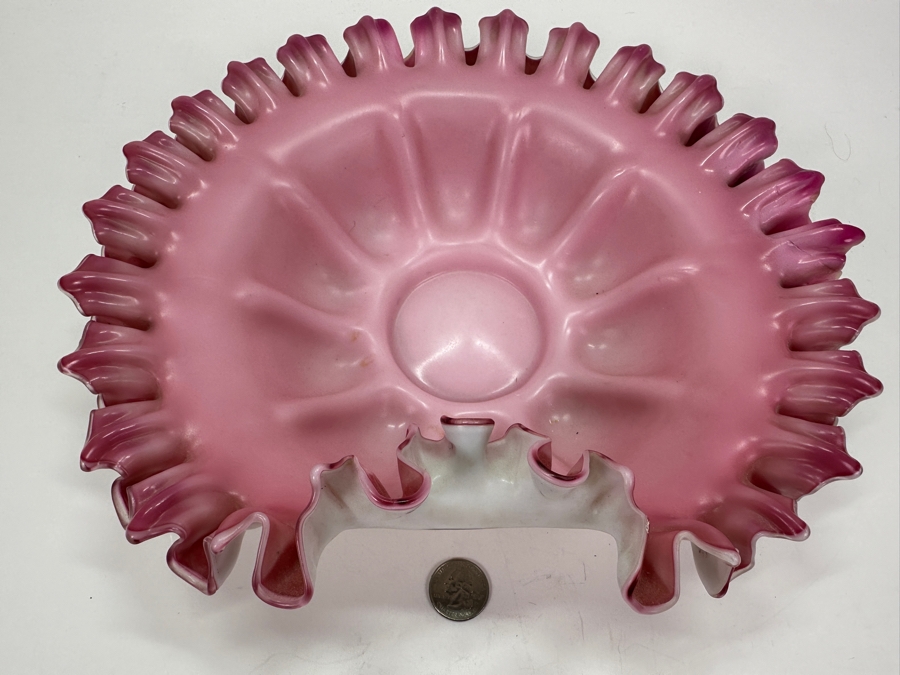 Fenton Glass Pink and White Ruffled Rim Bowl 12' x 11' x 3.5' [Photo 4]