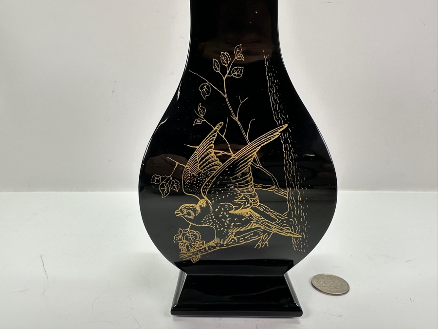 Baccarat Crystal Japonisme Black and Gold Vase 10'H [Photo 6]