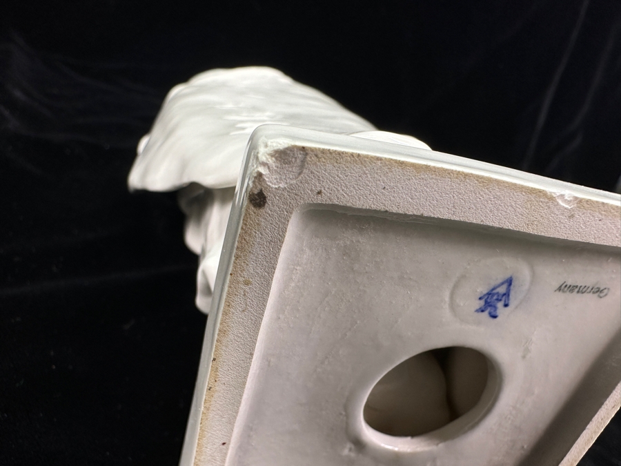 German Porcelain Figurine of Jesus 12'H [Photo 6]