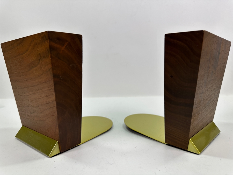 1960's Duk-It Wood and Brass Bookends by McDonald Company 5'H [Photo 2]