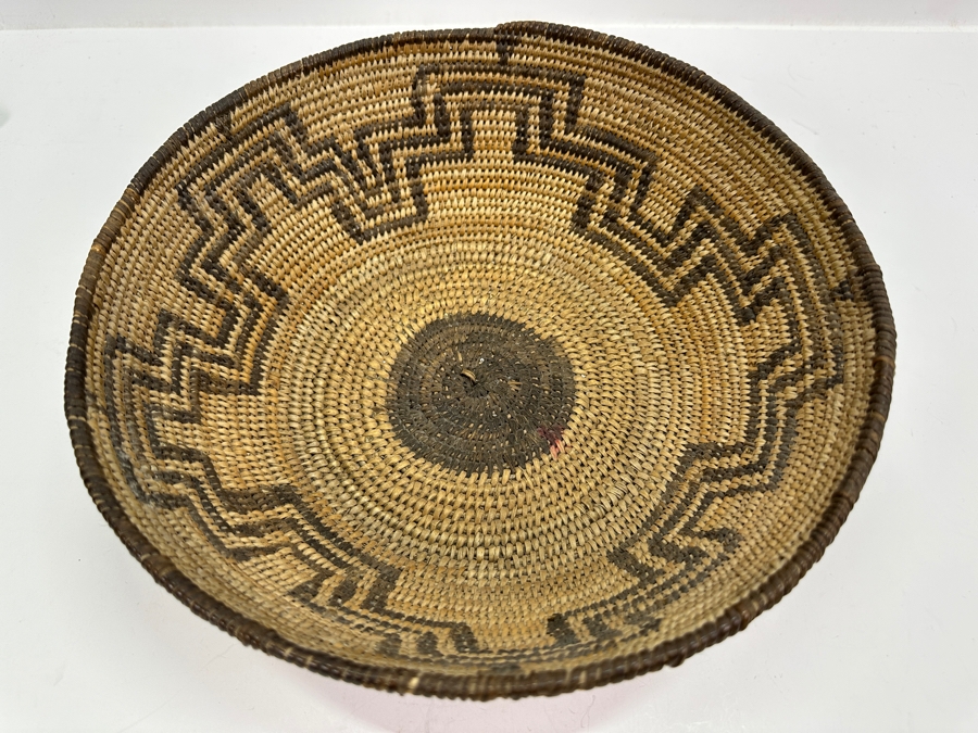 Vintage Native American Pima Basket 10.75W X 3.75H [Photo 3]