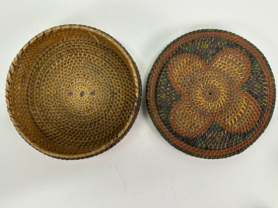 Vintage Sally Patchin Folk Art Hand Painted Sewing Basket With Lid 9W X 3.5H [Photo 6]