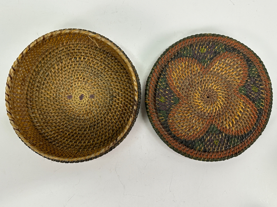 Vintage Sally Patchin Folk Art Hand Painted Sewing Basket With Lid 9W X 3.5H [Photo 5]