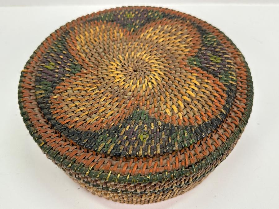 Vintage Sally Patchin Folk Art Hand Painted Sewing Basket With Lid 9W X 3.5H [Photo 4]