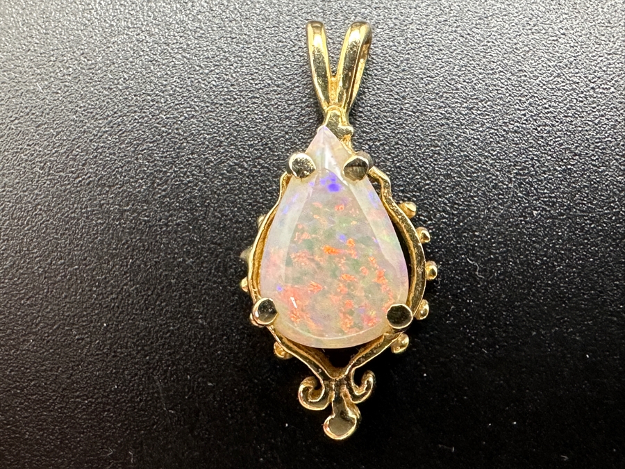 14K Gold White Opal Pendant 1.4g Retails $400 [Photo 2]