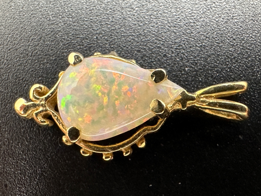 14K Gold White Opal Pendant 1.4g Retails $400 [Photo 3]