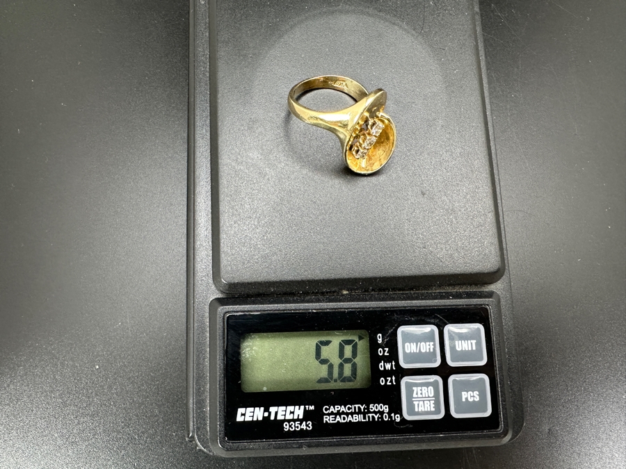14K Gold Diamond Ring Set With (3) 2.8mm Round Brilliant Diamonds Estimated .24cttw 5.8g Retails $1,000 [Photo 10]