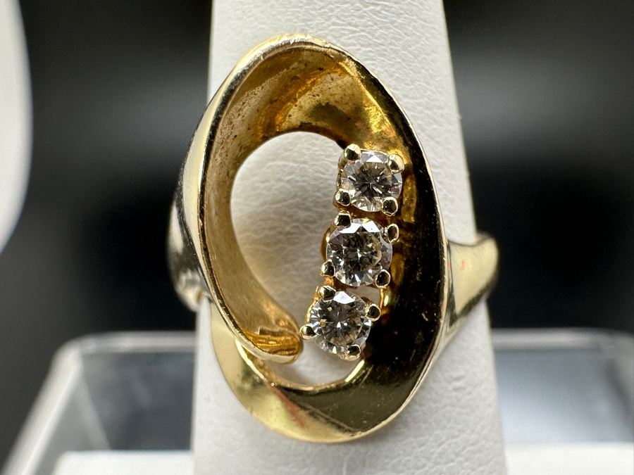 14K Gold Diamond Ring Set With (3) 2.8mm Round Brilliant Diamonds Estimated .24cttw 5.8g Retails $1,000 [Photo 3]