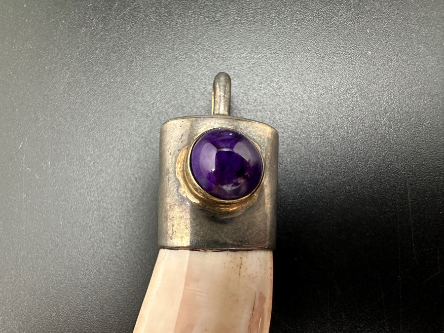 Vintage Organic Tooth / Claw With Sterling Silver Bale Pendant 3'L 23.7g [Photo 3]