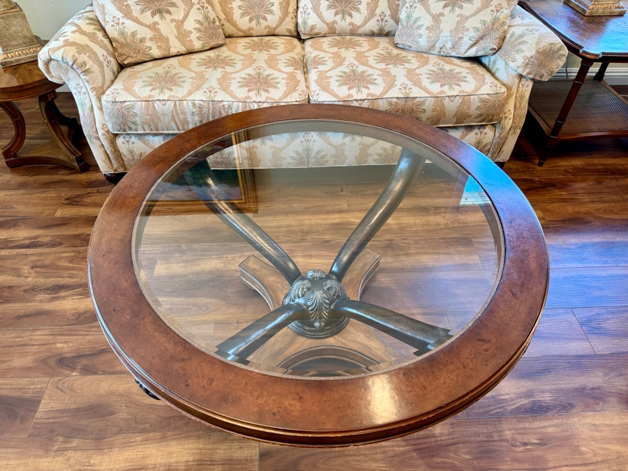 Round Wooden Pedestal Coffee Table with Glass insert 42R x 21H [Photo 6]