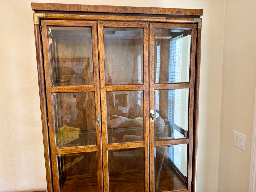 Vintage Drexel Heritage Campaign Walnut and Brass Display Curio Cabinet 36W x 15D x 78.5H [Photo 4]