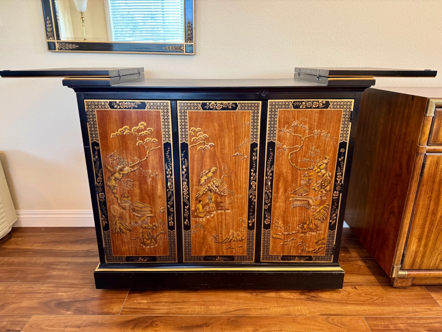 Vintage Drexel Heritage Et Cetera Collection Black Laquer Chinoiserie Buffet Server 39W x 19D x 33H [Photo 4]