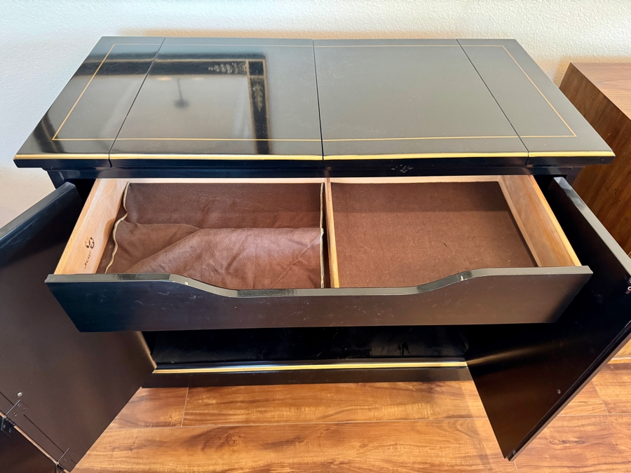 Vintage Drexel Heritage Et Cetera Collection Black Laquer Chinoiserie Buffet Server 39W x 19D x 33H [Photo 7]